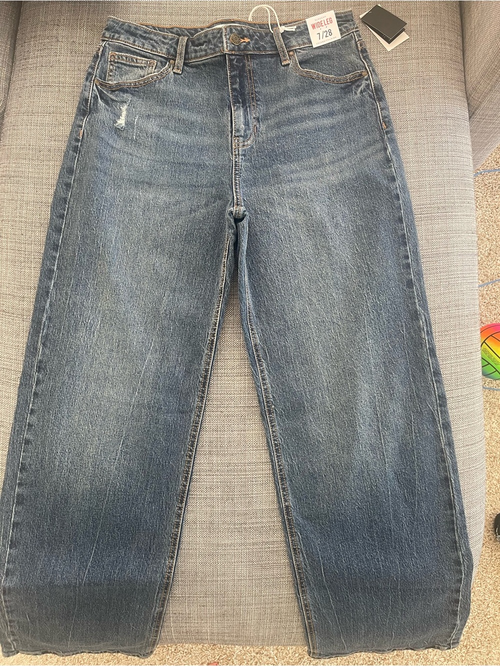 Celebrity Pink Women’s Wide-Leg Slouchy Blue Denim Jeans